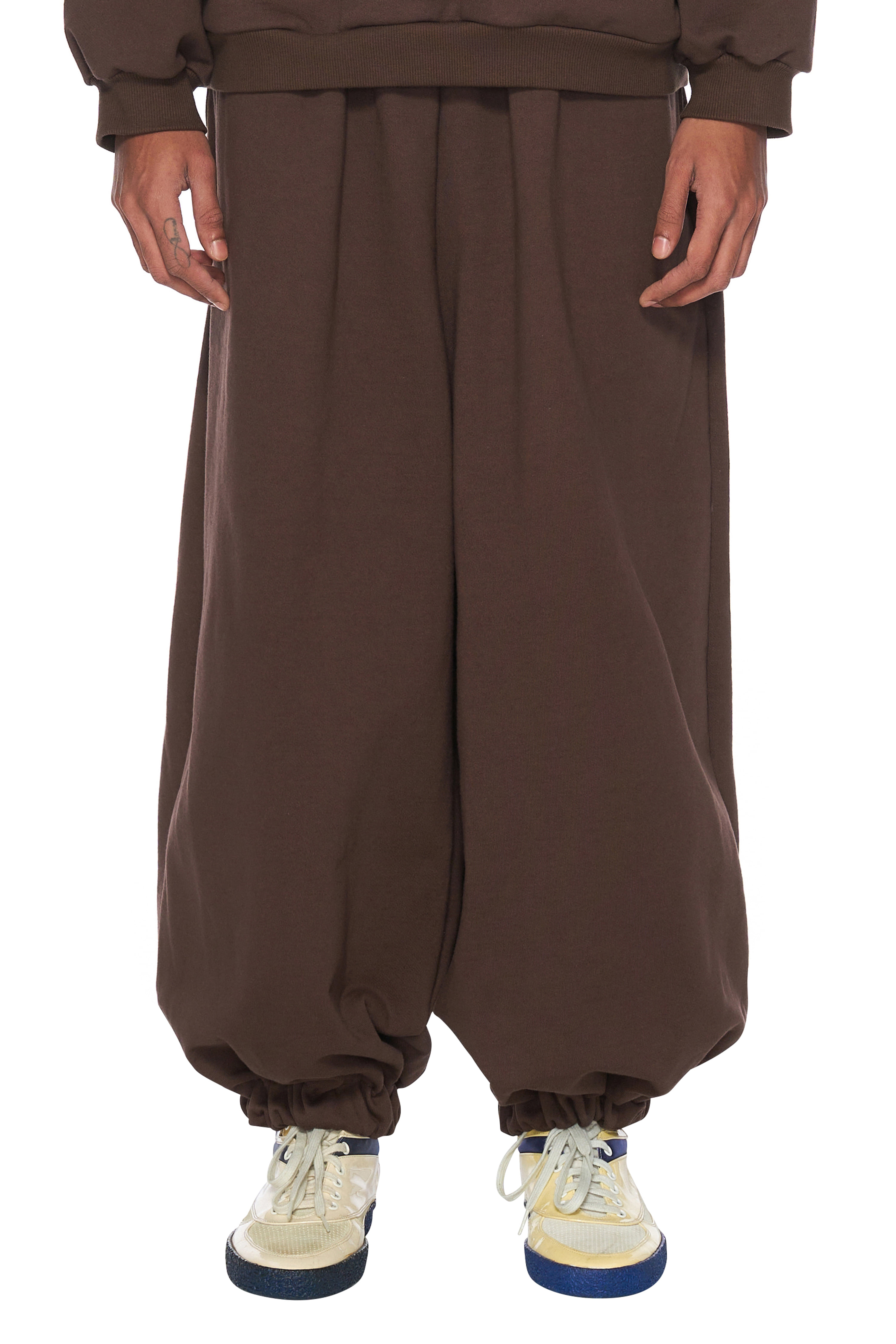 BROWN WIDE SWEAT TROUSERS