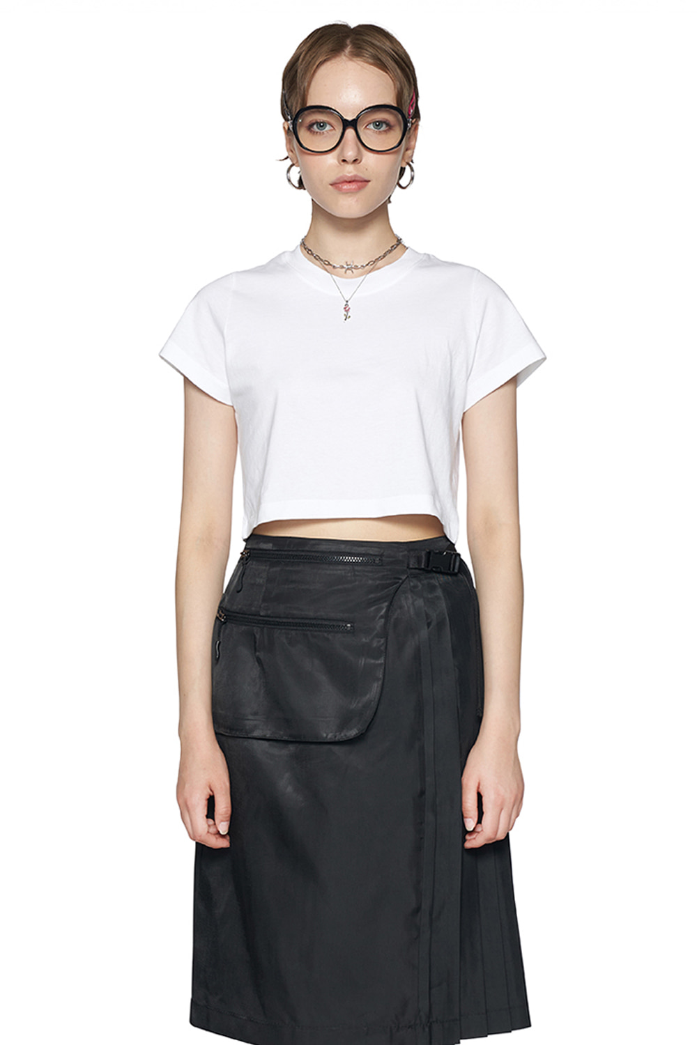 WHITE SIGNATURE LABEL CROPPED T-SHIRT