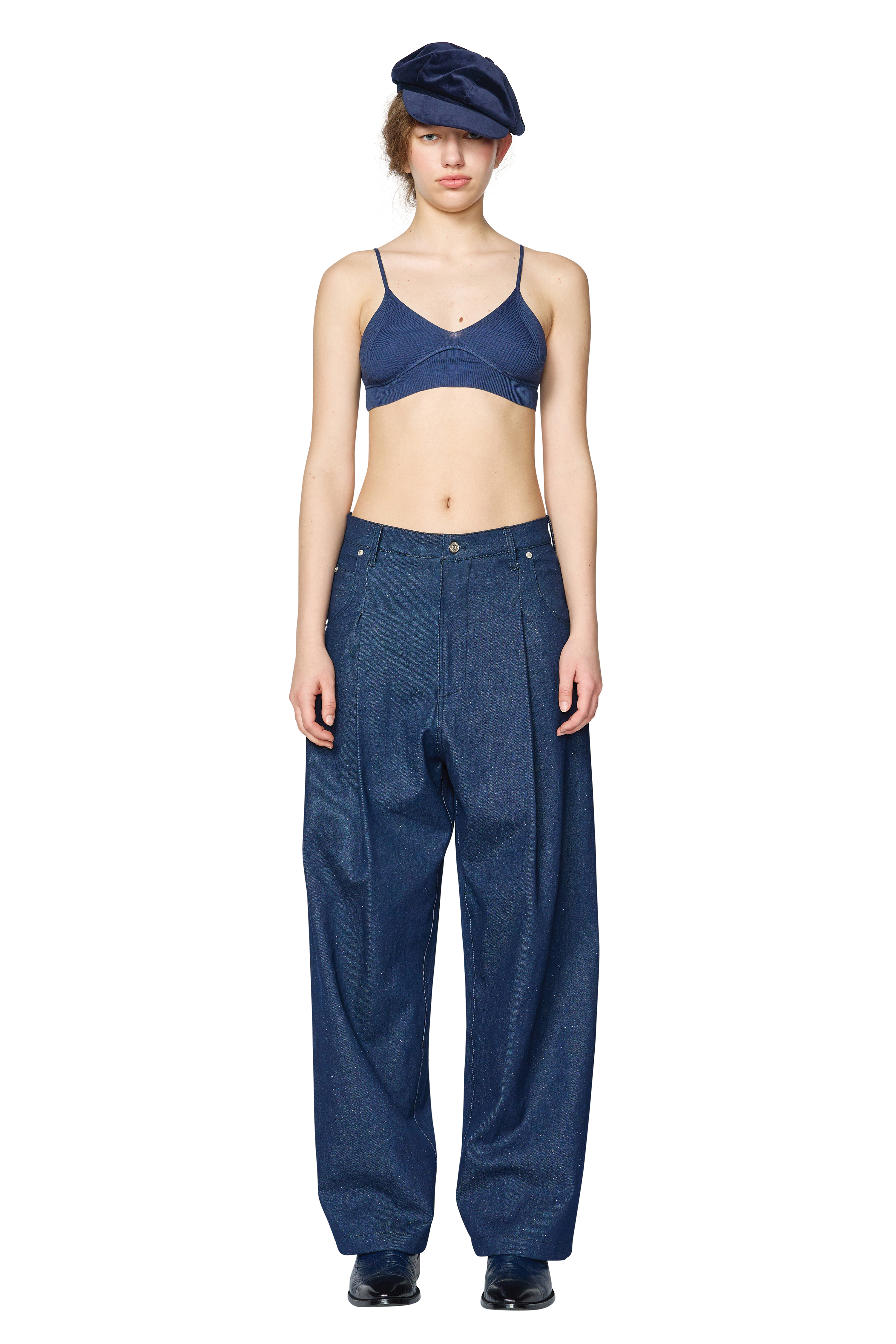 [ Delivery from 5/1 ] BLUE GLITTERY TUCKED DENIM TROUSERS